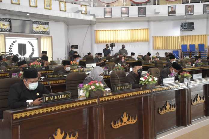 Suasana Rapar Paripurna DOK PIM WK